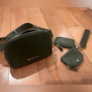 lululemon athletica Dark Green Crossbody Bag Set